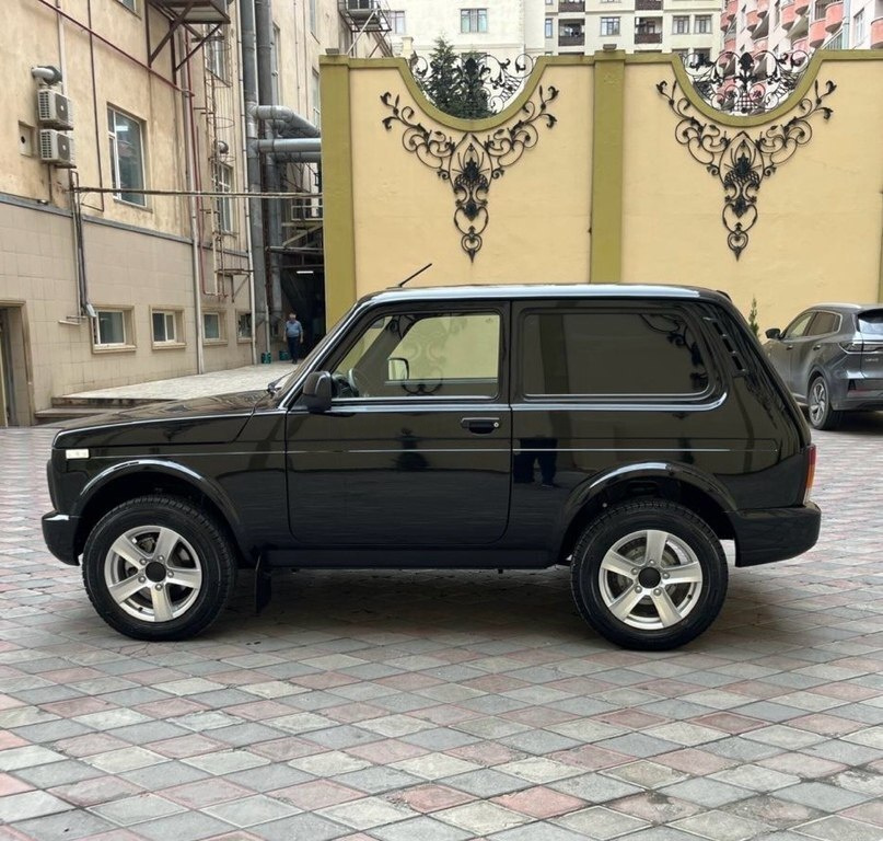 2025 LADA (VAZ) Niva, 1.7L, 15000km - Image 4