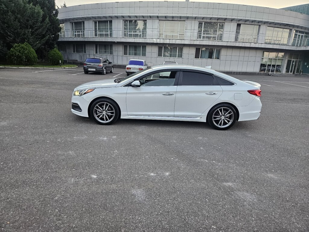 2014 Hyundai Sonata, 2.0L, 229634km - Image 12