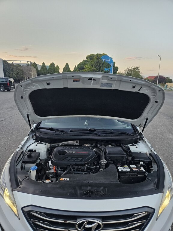 2014 Hyundai Sonata, 2.0L, 229634km - Image 16