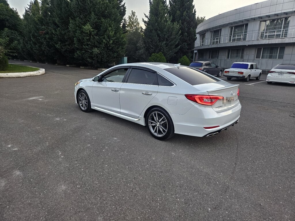 2014 Hyundai Sonata, 2.0L, 229634km - Image 8