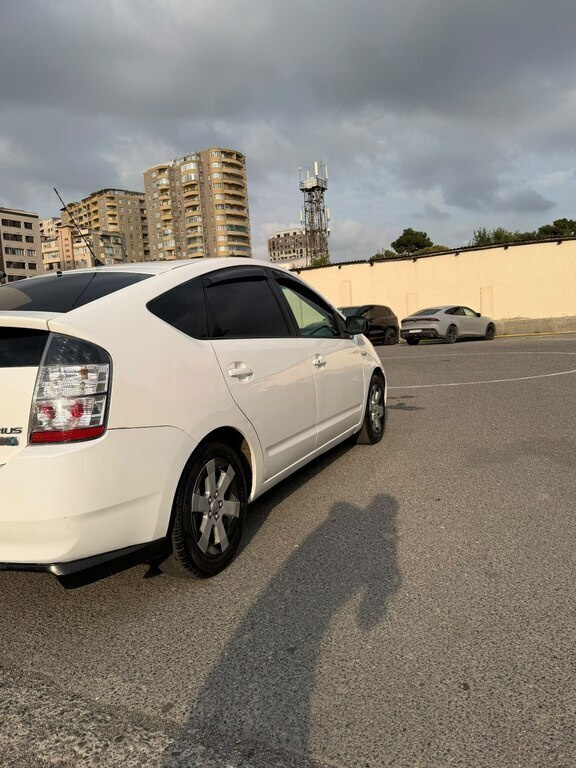 2008 Toyota Prius, 1.5L, 269000km - Image 11