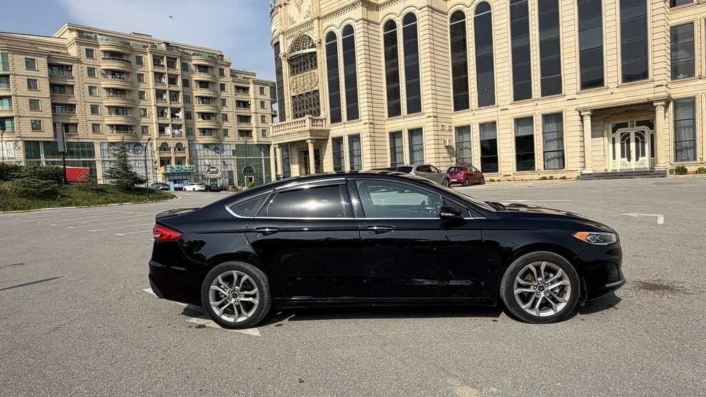2020 Ford Fusion (North America), 1.5L, 138532km - Image 18