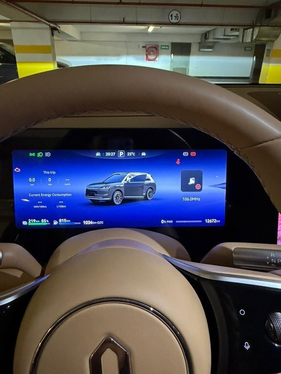 2025 Seres Aito M9, 1.5L, 12672km - Image 11