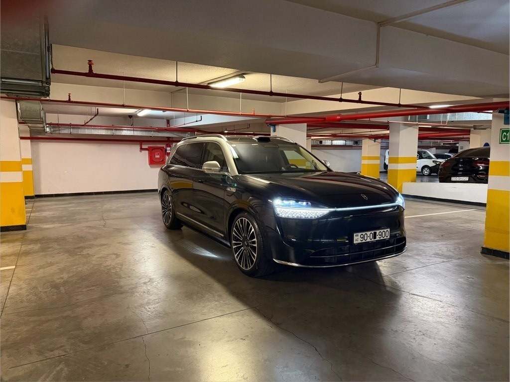 2025 Seres Aito M9, 1.5L, 12672km - Image 3