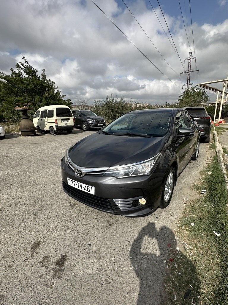 2016 Toyota Corolla, 1.6L, 188000km - Image 4
