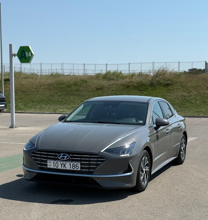 2020 Hyundai Sonata, 2.0L, 125000km - Image 2