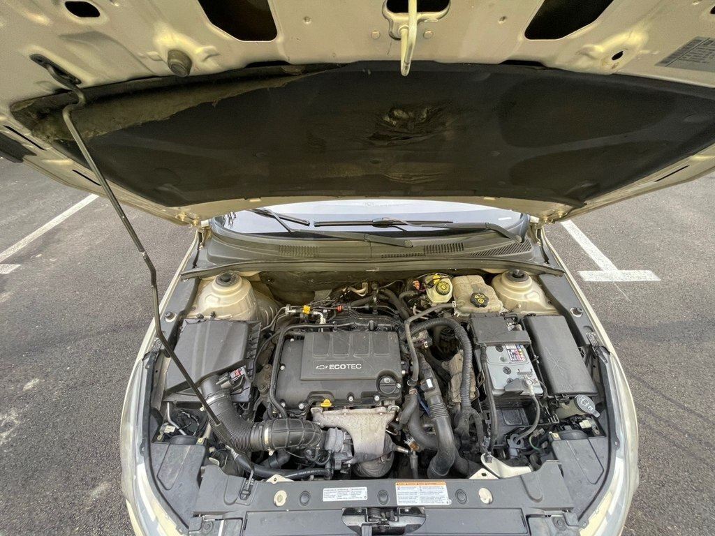 2013 Chevrolet Cruze, 1.4L, 280000km - Image 14