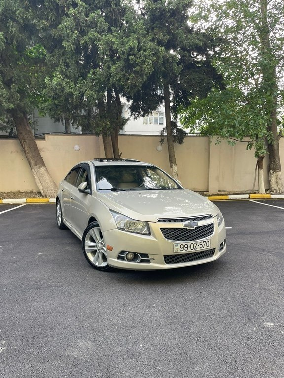 2013 Chevrolet Cruze, 1.4L, 280000km - Image 5