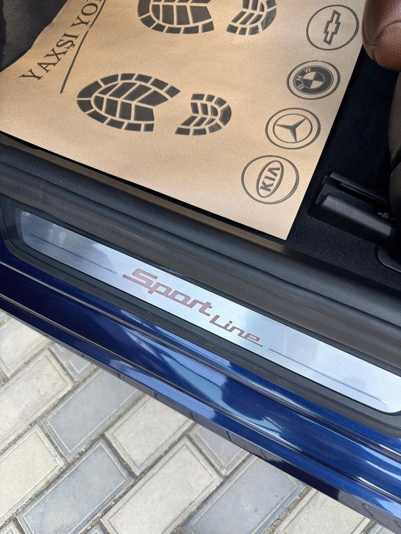 2018 BMW 530, 2.0L, 163000km - Image 13