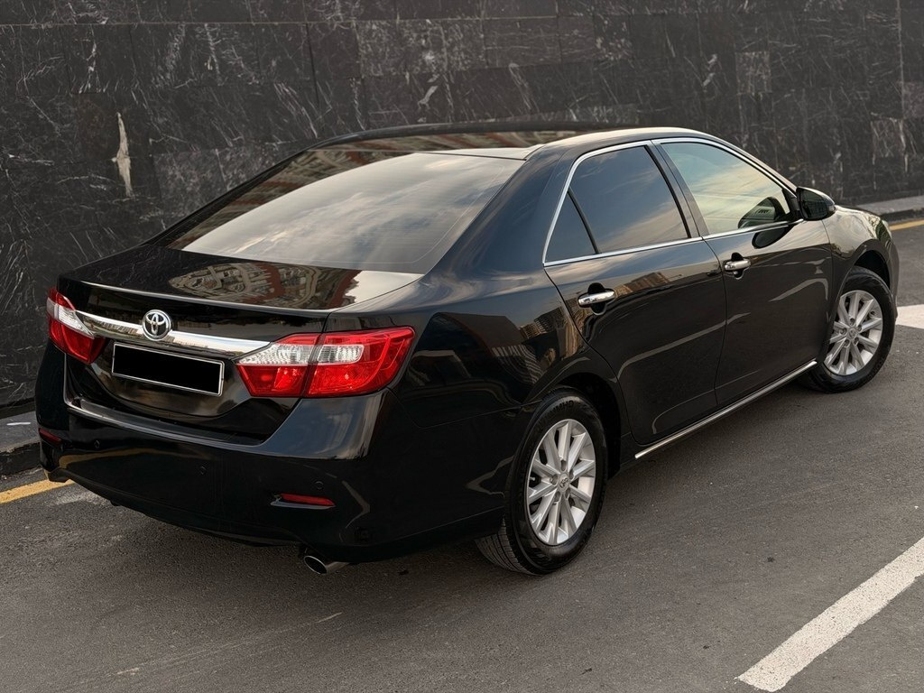 2013 Toyota Camry, 2.5L, 141000km - Image 7