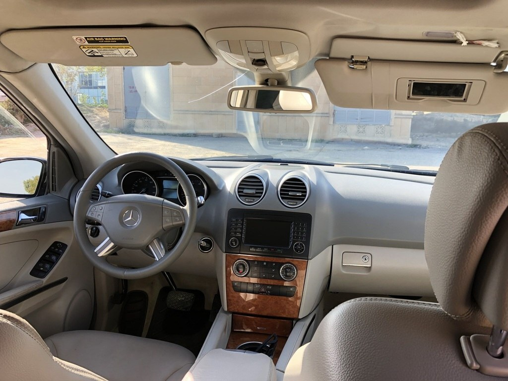 2005 Mercedes ML 350 4MATIC, 3.5L, 482619km - Image 5
