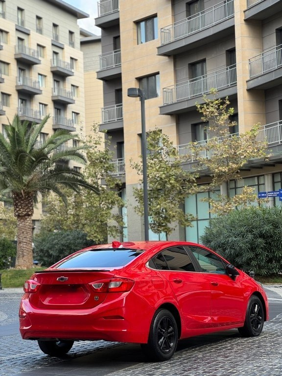 2016 Chevrolet Cruze, 1.4L, 205000km - Image 4
