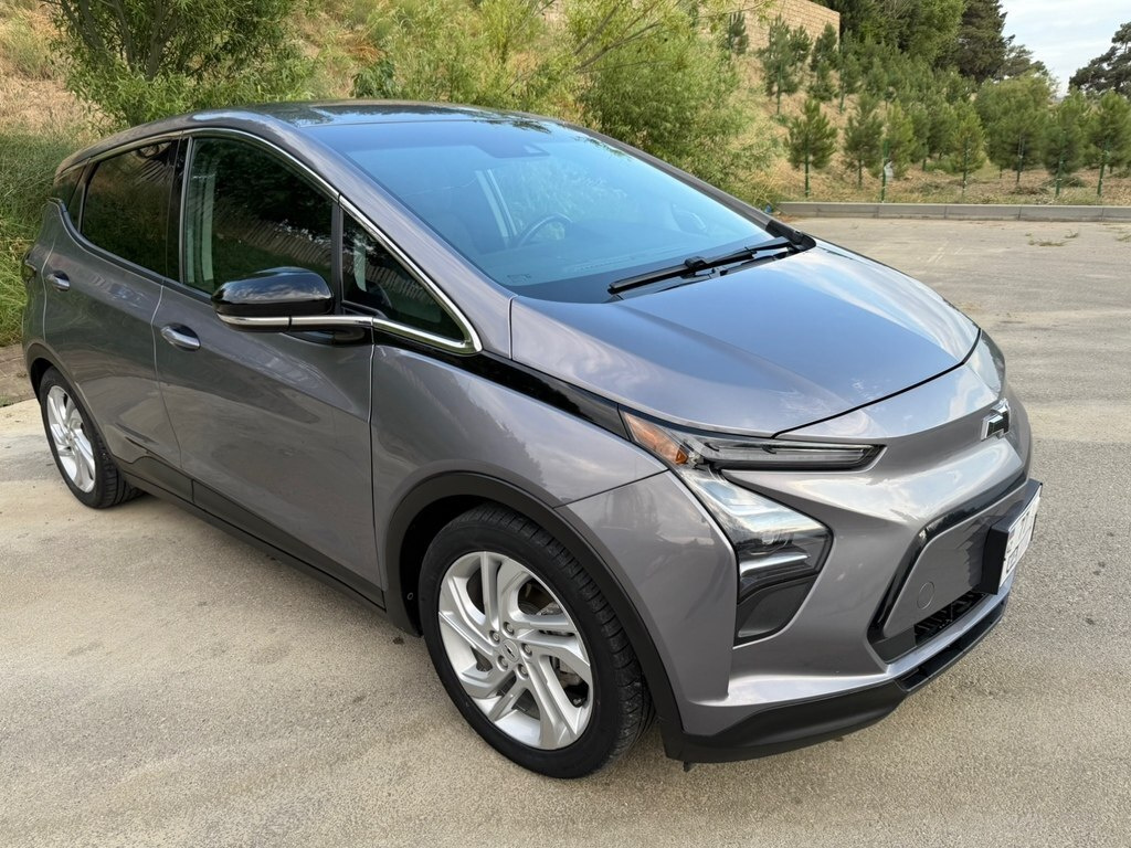 2023 Chevrolet Bolt, 0.0L, 73000km - Image 4