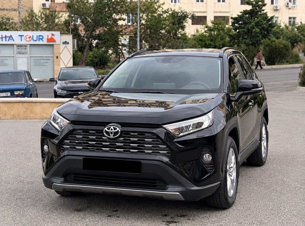 2020 Toyota RAV4, 2.0L, 161270km - Image 1