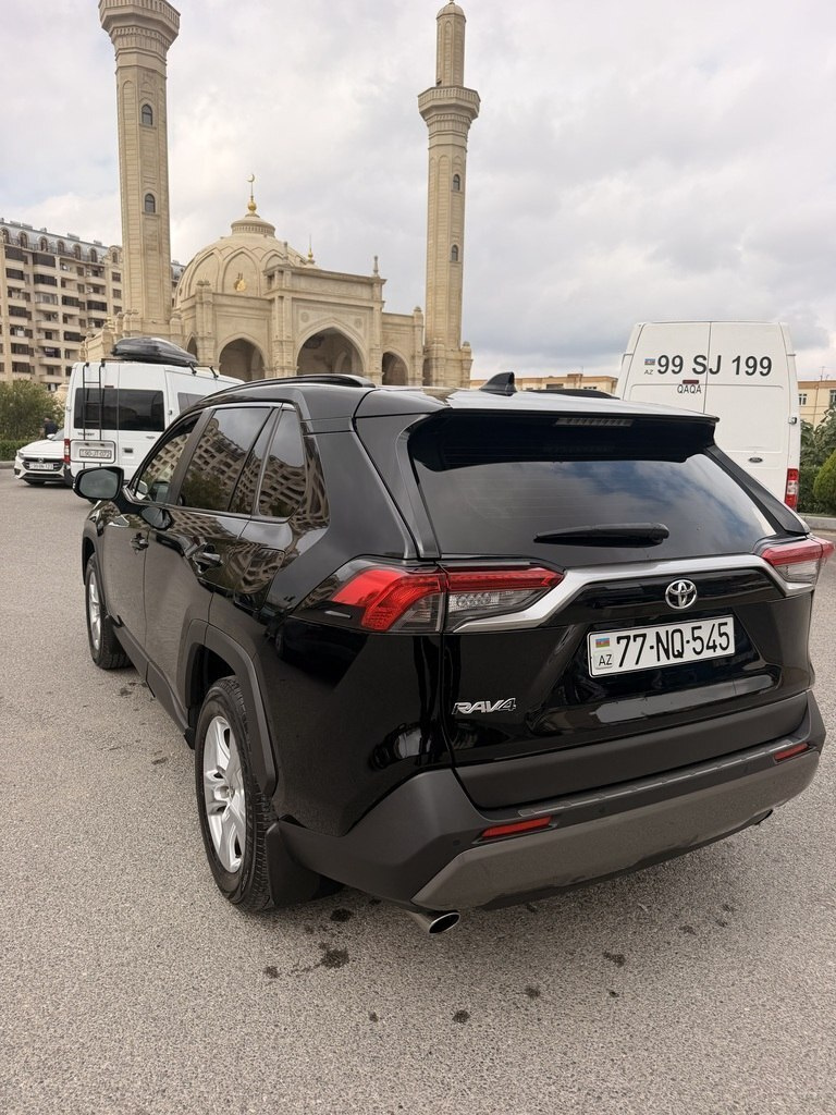 2020 Toyota RAV4, 2.0L, 161270km - Image 4