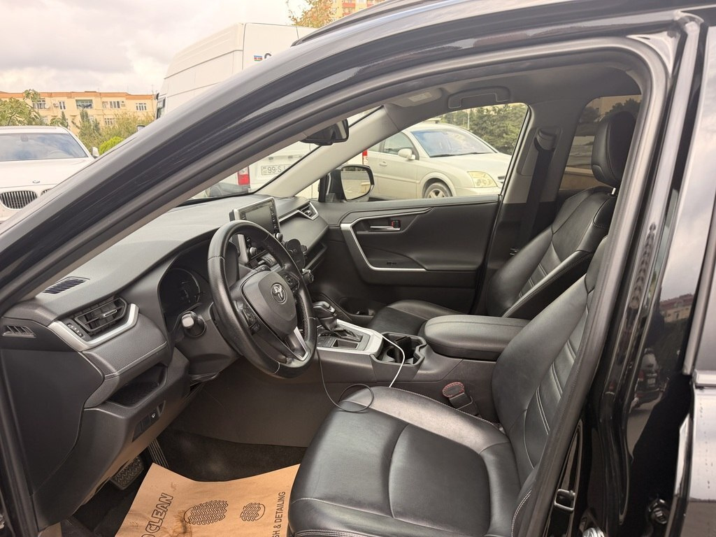 2020 Toyota RAV4, 2.0L, 161270km - Image 8