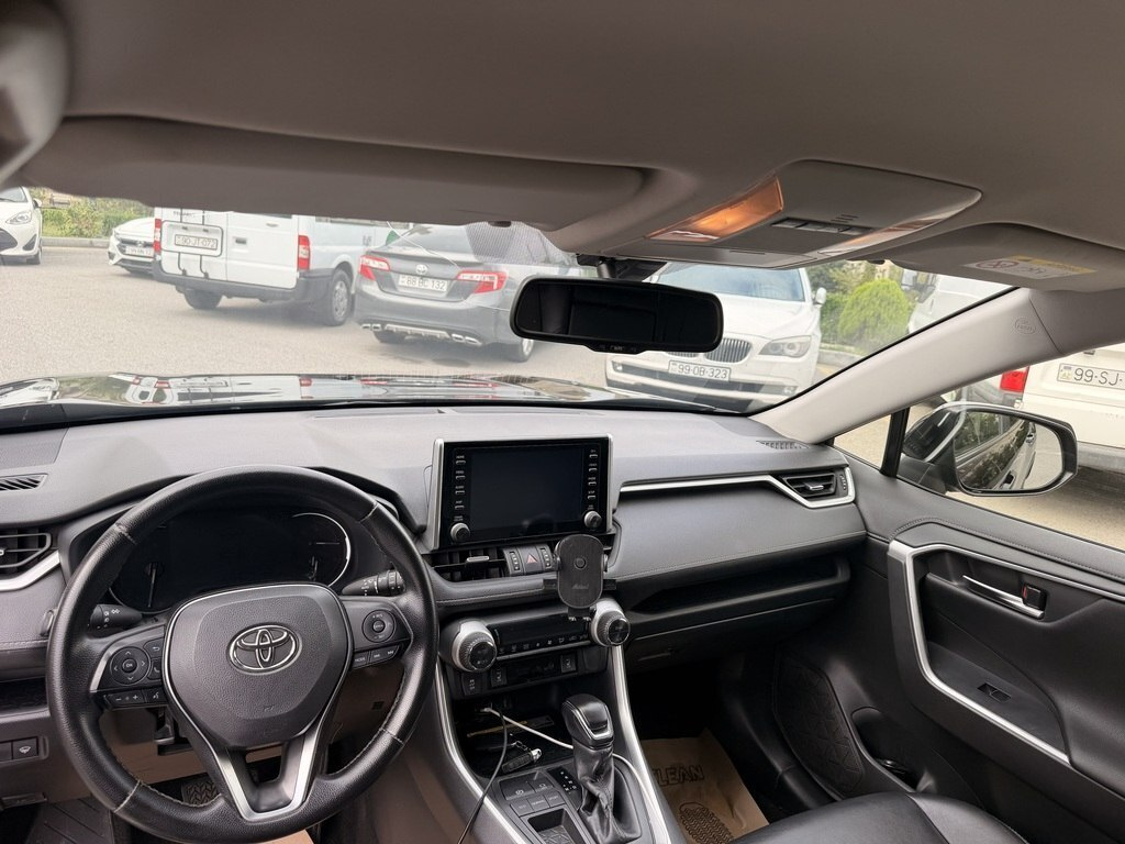 2020 Toyota RAV4, 2.0L, 161270km - Image 9
