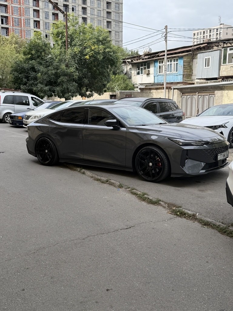 2024 Changan Uni-V iDD, 1.5L, 16000km - Image 2