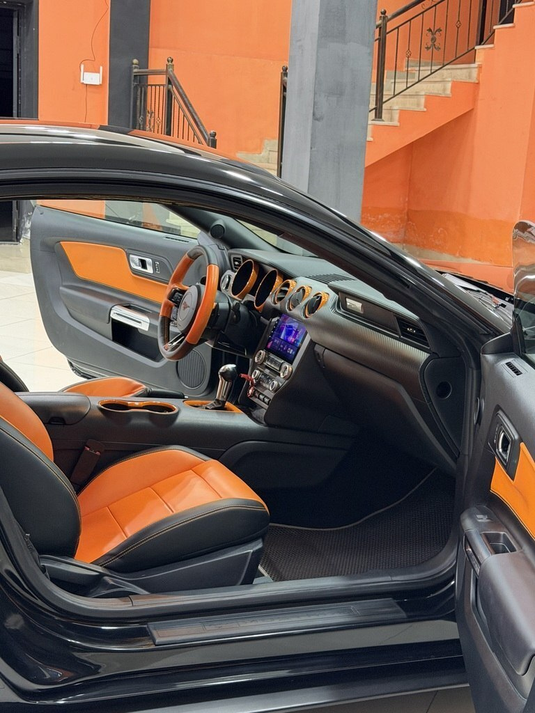 2019 Ford Mustang, 2.3L, 74000km - Image 22