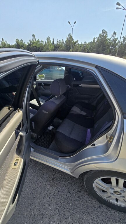 2006 Chevrolet Lacetti, 1.8L, 400000km - Image 6