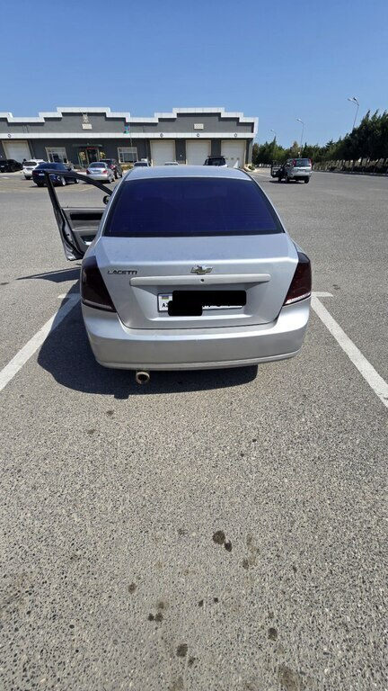 2006 Chevrolet Lacetti, 1.8L, 400000km - Image 9