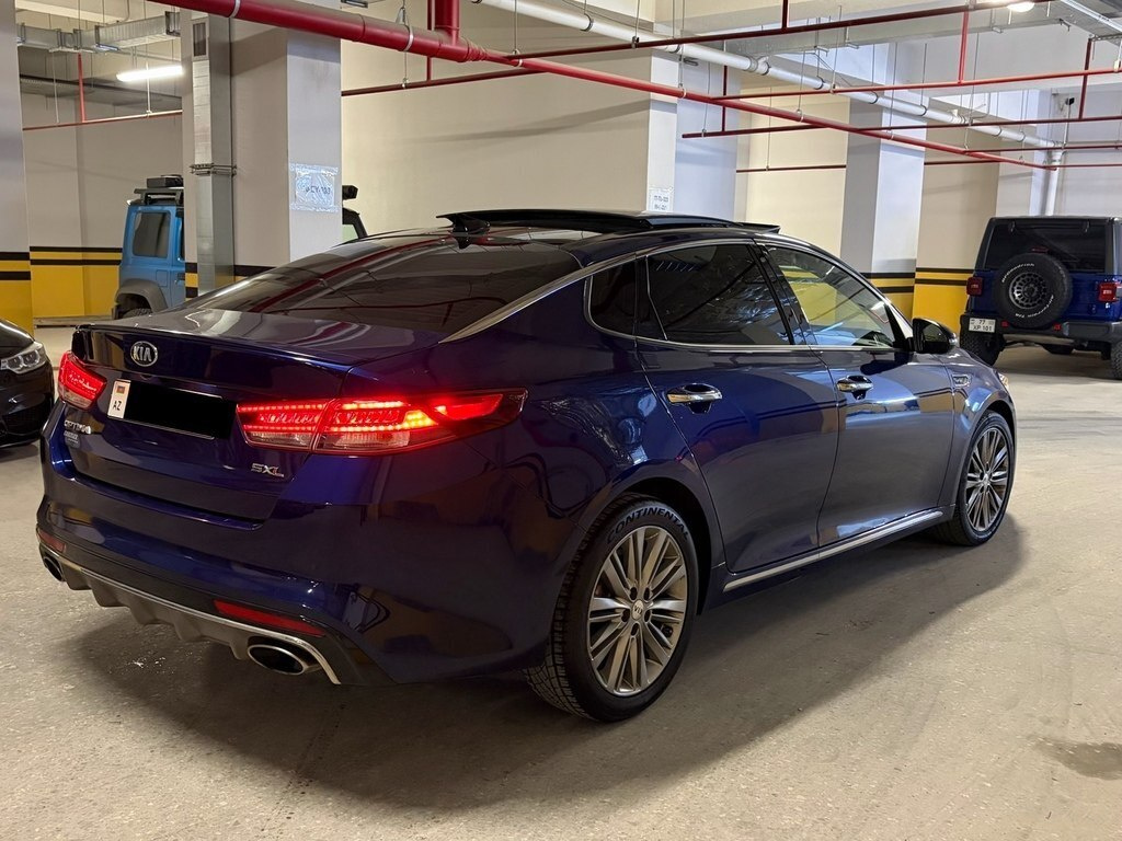 2018 Kia Optima, 2.0L, 115000km - Image 4