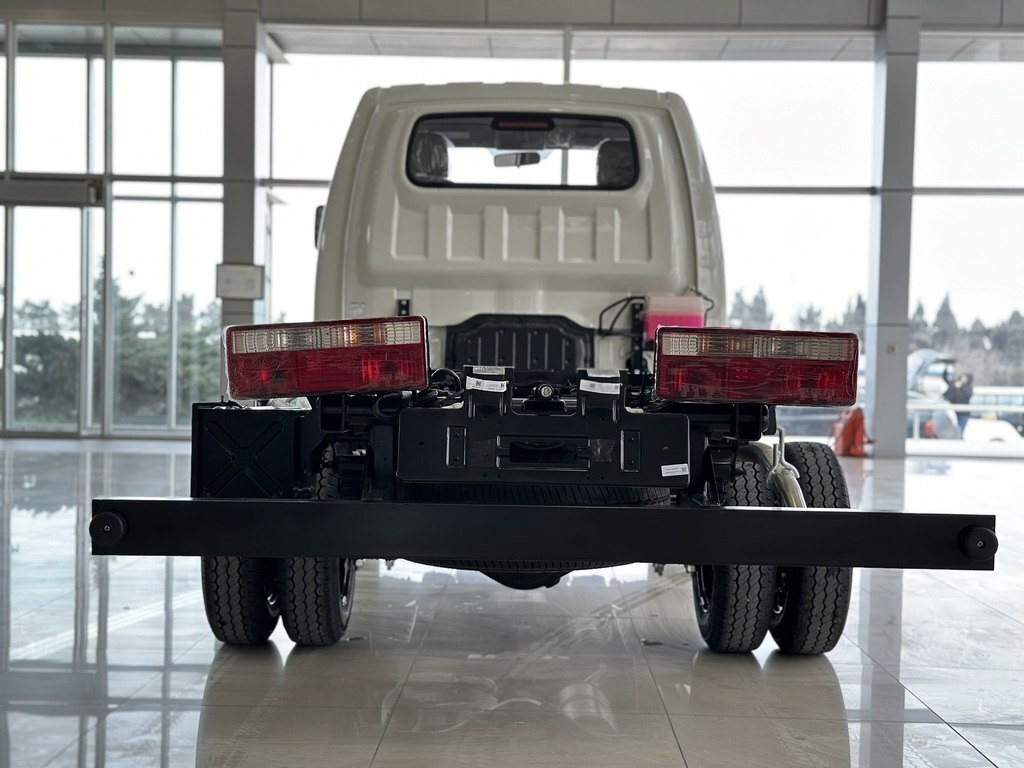 2024 JAC X200, 2.0L, 0km - Image 6