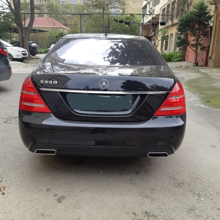 2012 Mercedes S 350, 3.5L, 149000km - Image 2