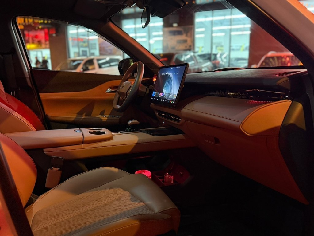 2025 Changan Uni-Z, 1.5L, 25000km - Image 4