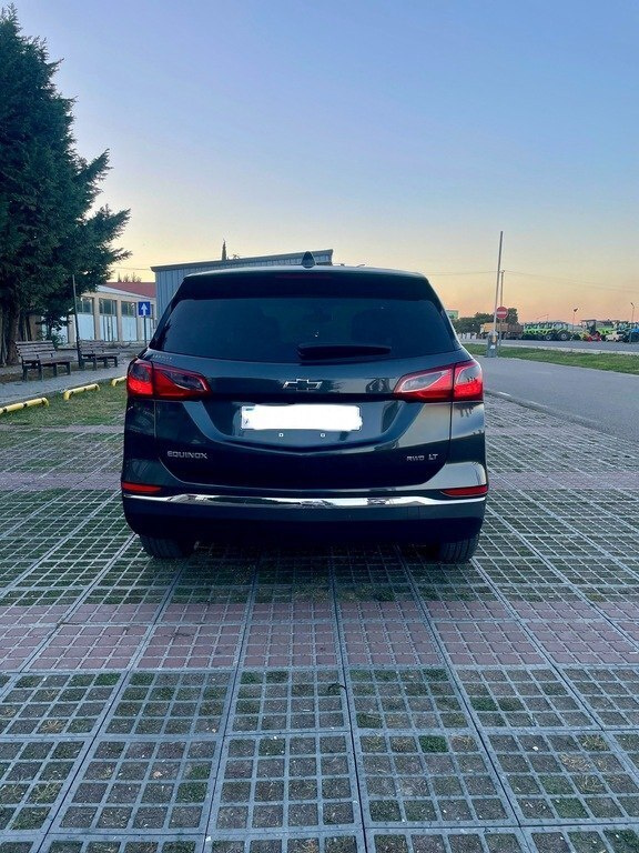 2018 Chevrolet Equinox, 1.5L, 170000km - Image 2