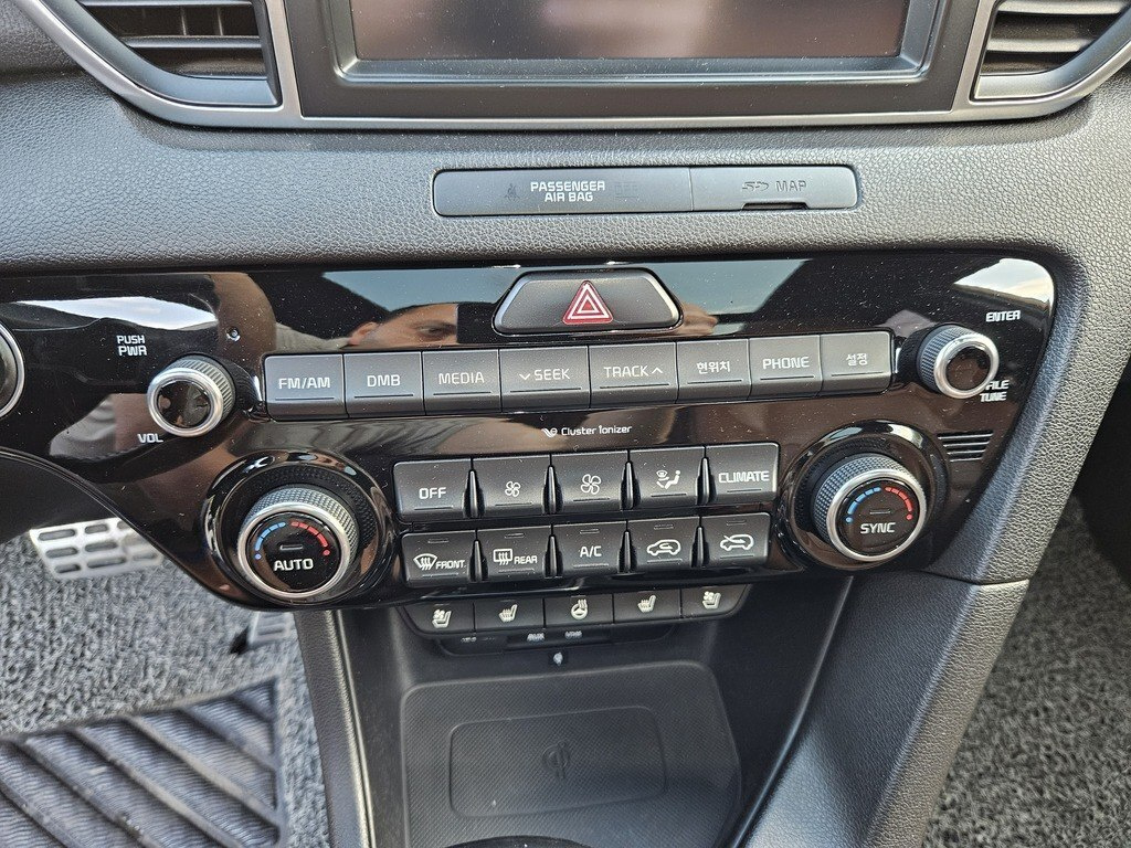 2016 Kia Sportage, 2.0L, 180000km - Image 16