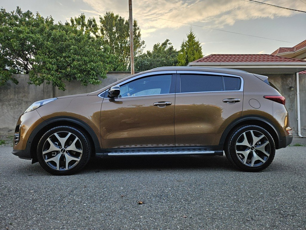 2016 Kia Sportage, 2.0L, 180000km - Image 19