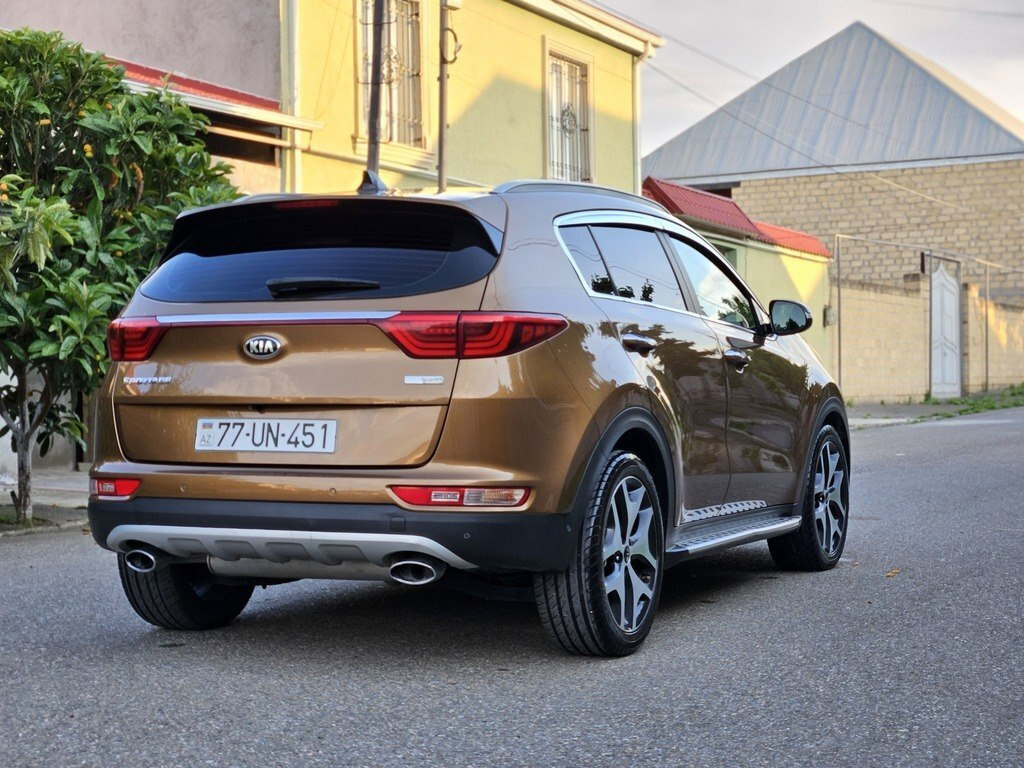 2016 Kia Sportage, 2.0L, 180000km - Image 8