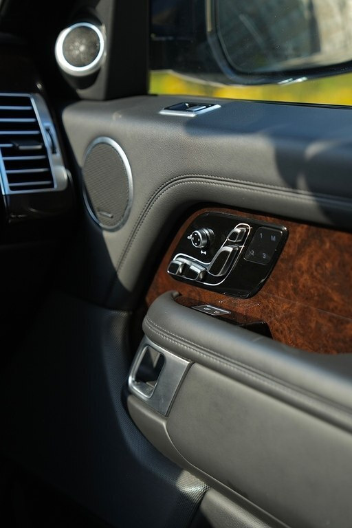2020 Land Rover Range Rover, 3.0L, 141000km - Image 12