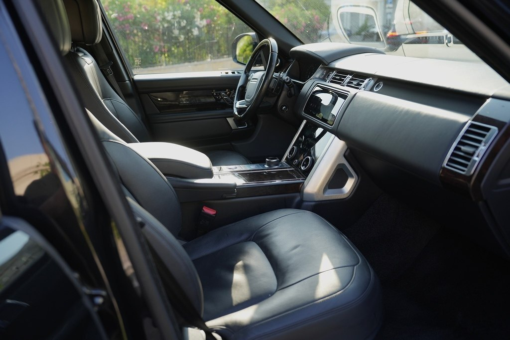 2020 Land Rover Range Rover, 3.0L, 141000km - Image 14