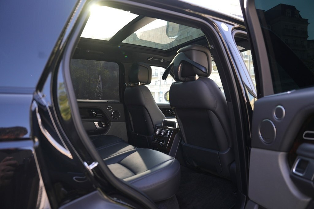 2020 Land Rover Range Rover, 3.0L, 141000km - Image 15