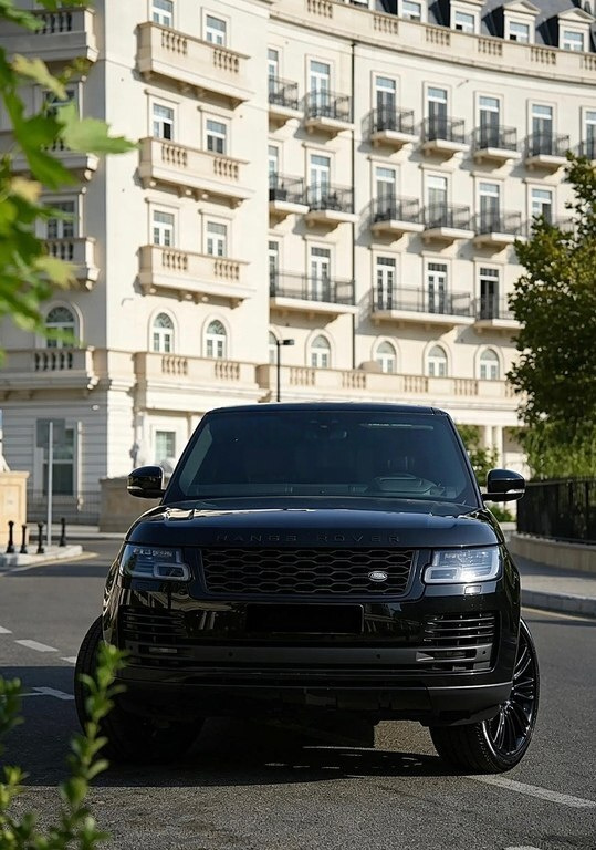 2020 Land Rover Range Rover, 3.0L, 141000km - Image 3