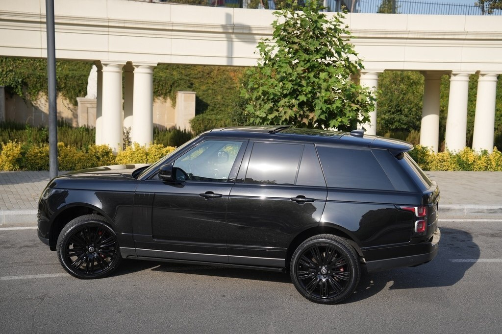 2020 Land Rover Range Rover, 3.0L, 141000km - Image 8