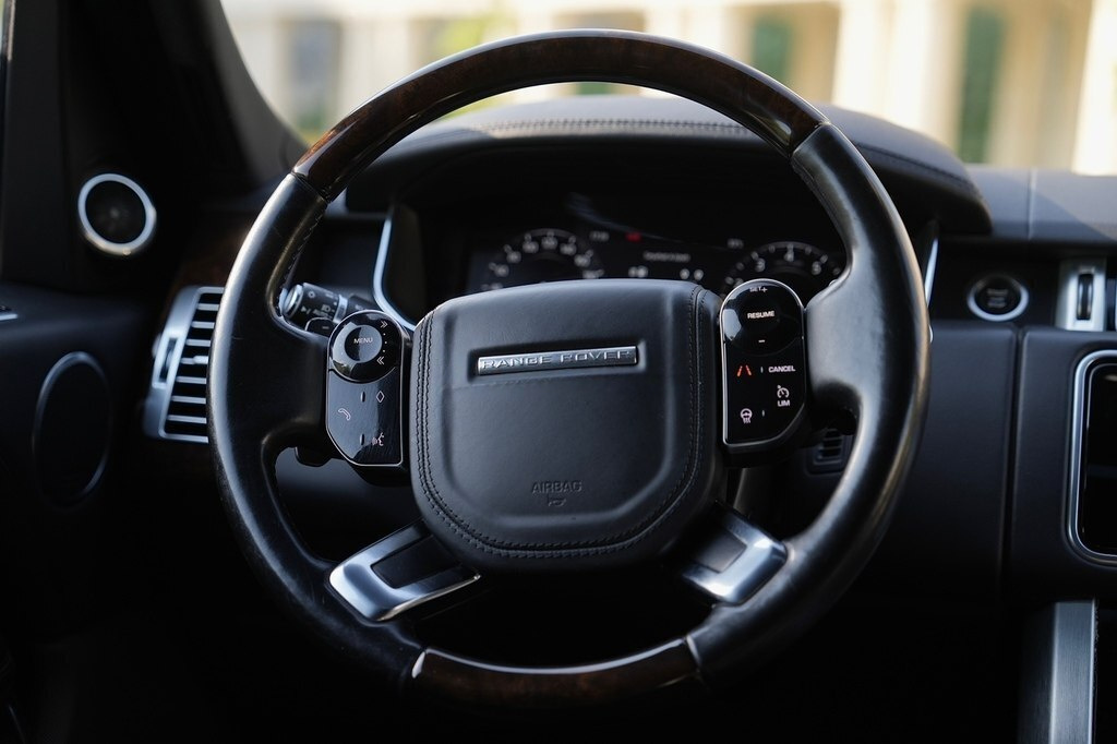 2020 Land Rover Range Rover, 3.0L, 141000km - Image 9