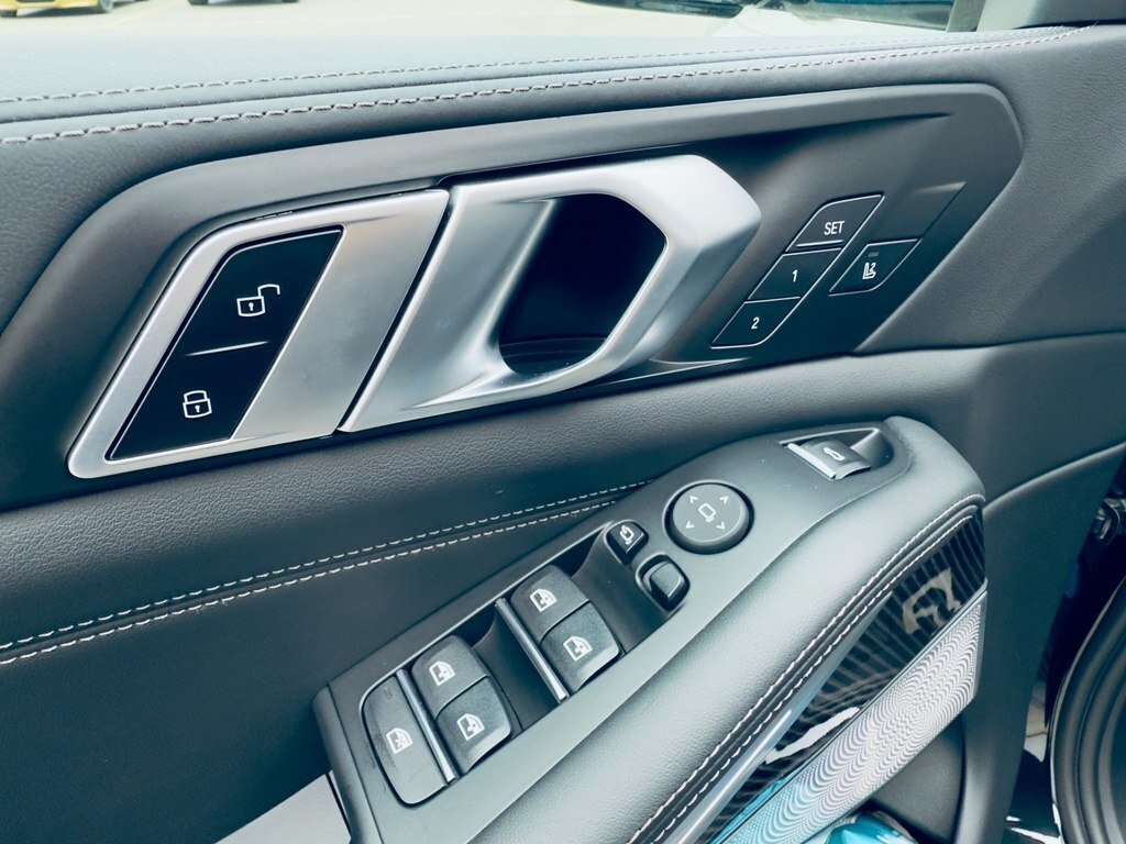 2023 BMW X5, 3.0L, 20000km - Image 18