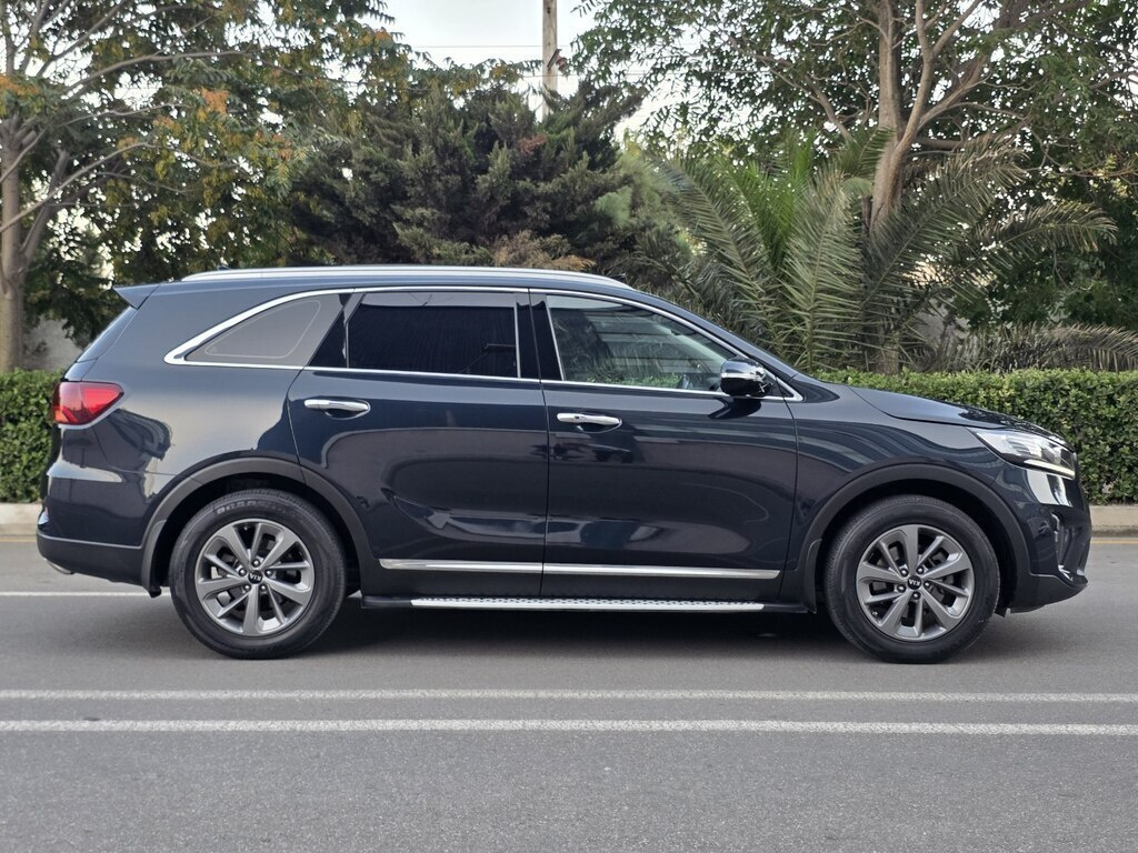 2017 Kia Sorento, 2.0L, 164000km - Image 2