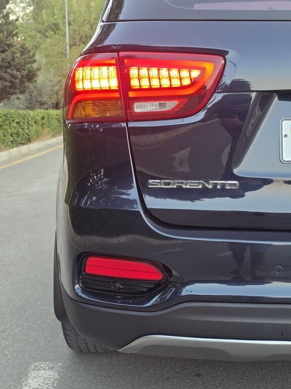 2017 Kia Sorento, 2.0L, 164000km - Image 5