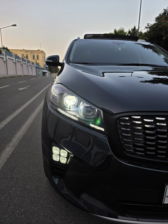 2017 Kia Sorento, 2.0L, 164000km - Image 10