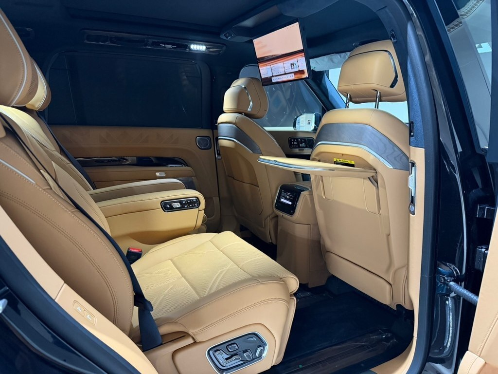 2026 ZEEKR 9X, 2.0L, 0km - Image 21