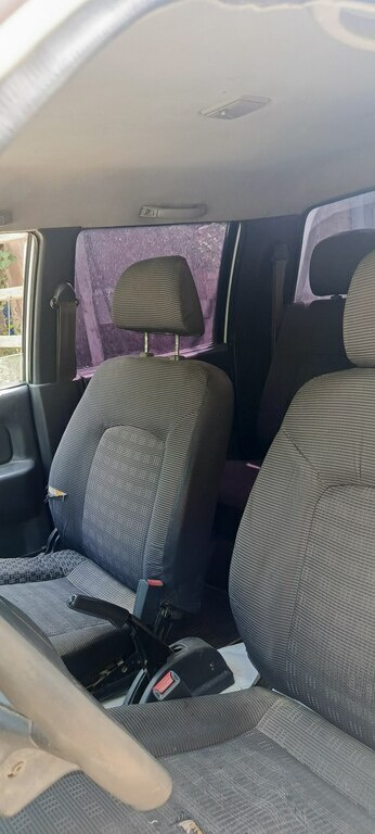 2006 Mitsubishi L200, 2.5L, 490000km - Image 6