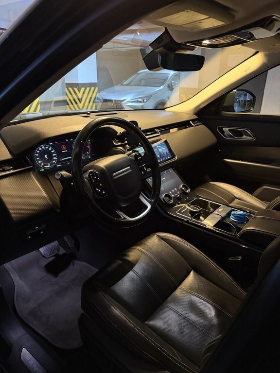 2018 Land Rover RR Velar, 2.0L, 90000km - Image 4