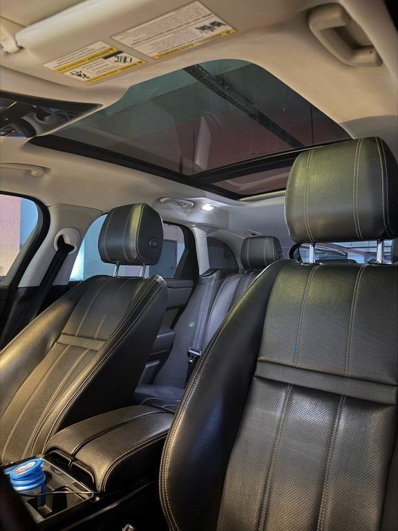 2018 Land Rover RR Velar, 2.0L, 90000km - Image 5
