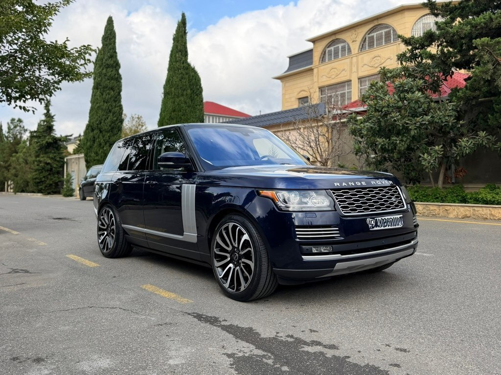 2016 Land Rover Range Rover, 3.0L, 180100km - Image 1