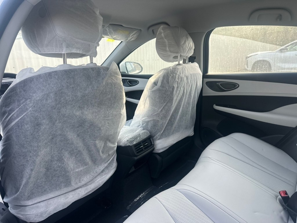 2025 BYD Seal 05, 1.5L, 0km - Image 9