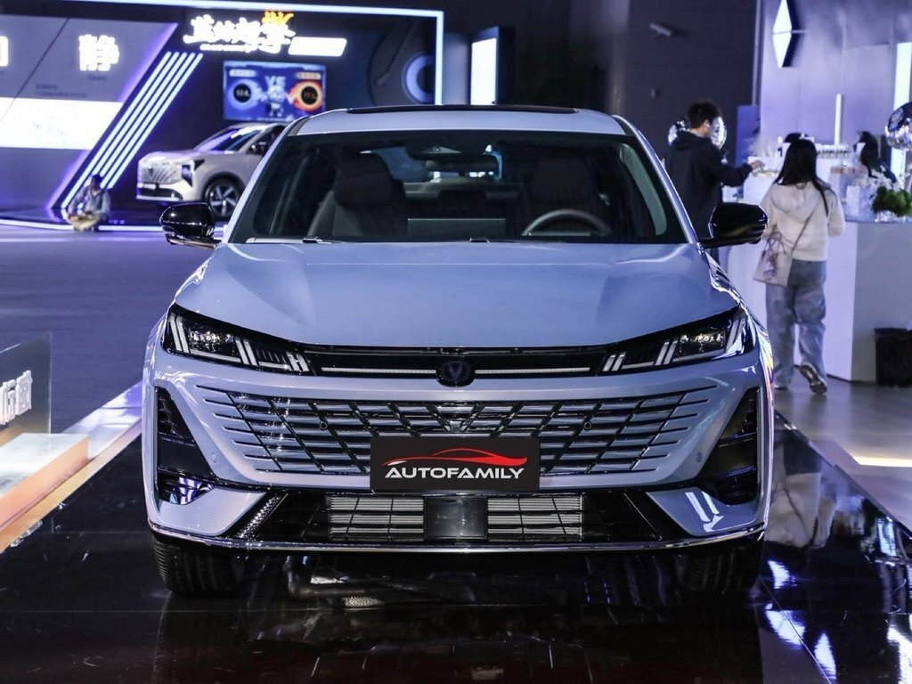 2026 Changan Eado, 1.5L, 0km - Image 2